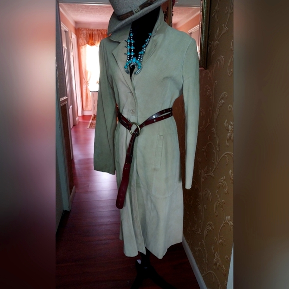 Buckskin Leather Yellowstone Vibes Suede Trench - Picture 5 of 16